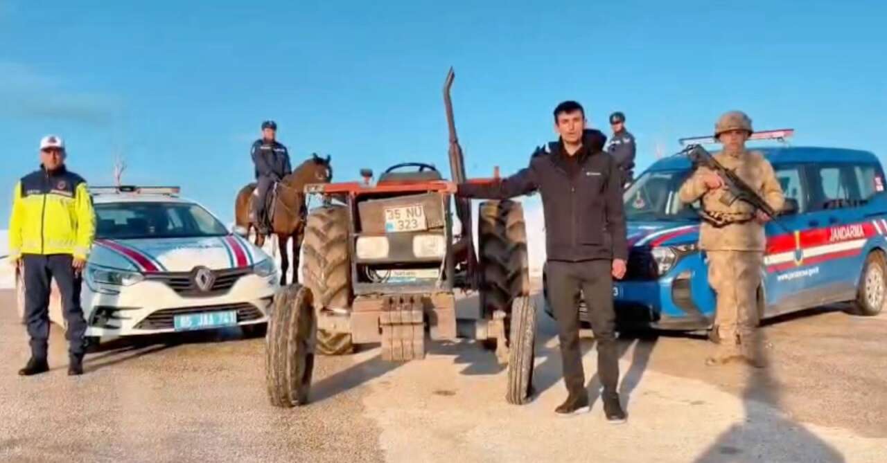 Muğla'da Yaşlı Adam Çeyrek Asır Sonra Çalınan Traktörüne Kavuştu 5